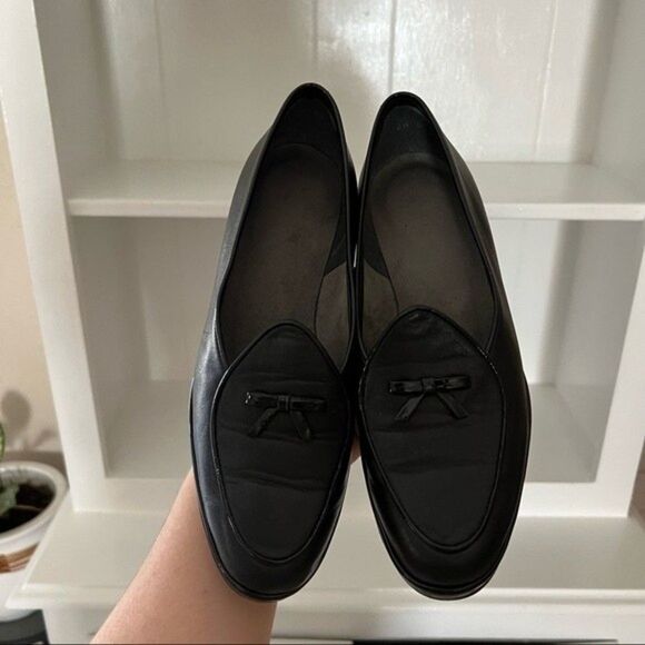 Stuart Weitzman Black Smooth Leather Tiny Bow Block Heel Loafers - Picture 4 of 11